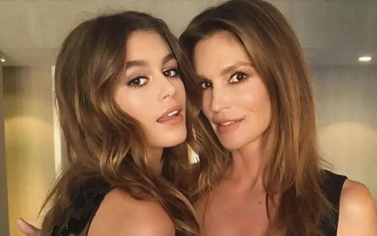 Kaia Gerber Talks About Stealing Mom Cindy Crawford's Clothes