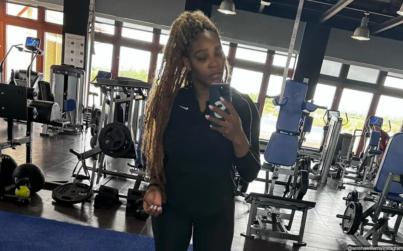 Serena Williams Hilariously Admits She Tried Her Best to 'Look Snatched' in Gym Photos