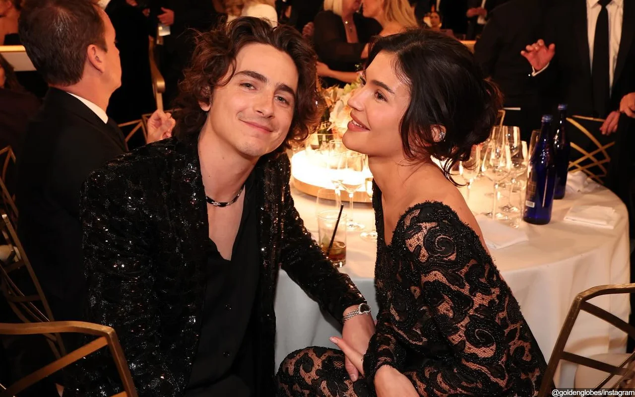 Kylie Jenner and Timothee Chalamet's Sweet Conversation During PDA Moment at Golden Globes Decoded