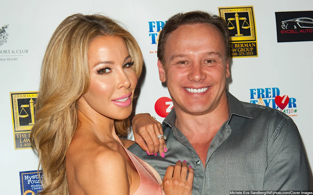 Lisa Hochstein's Ex Lenny Blames Her Abuse Claim for His 'Financial Losses' to Medical Practice