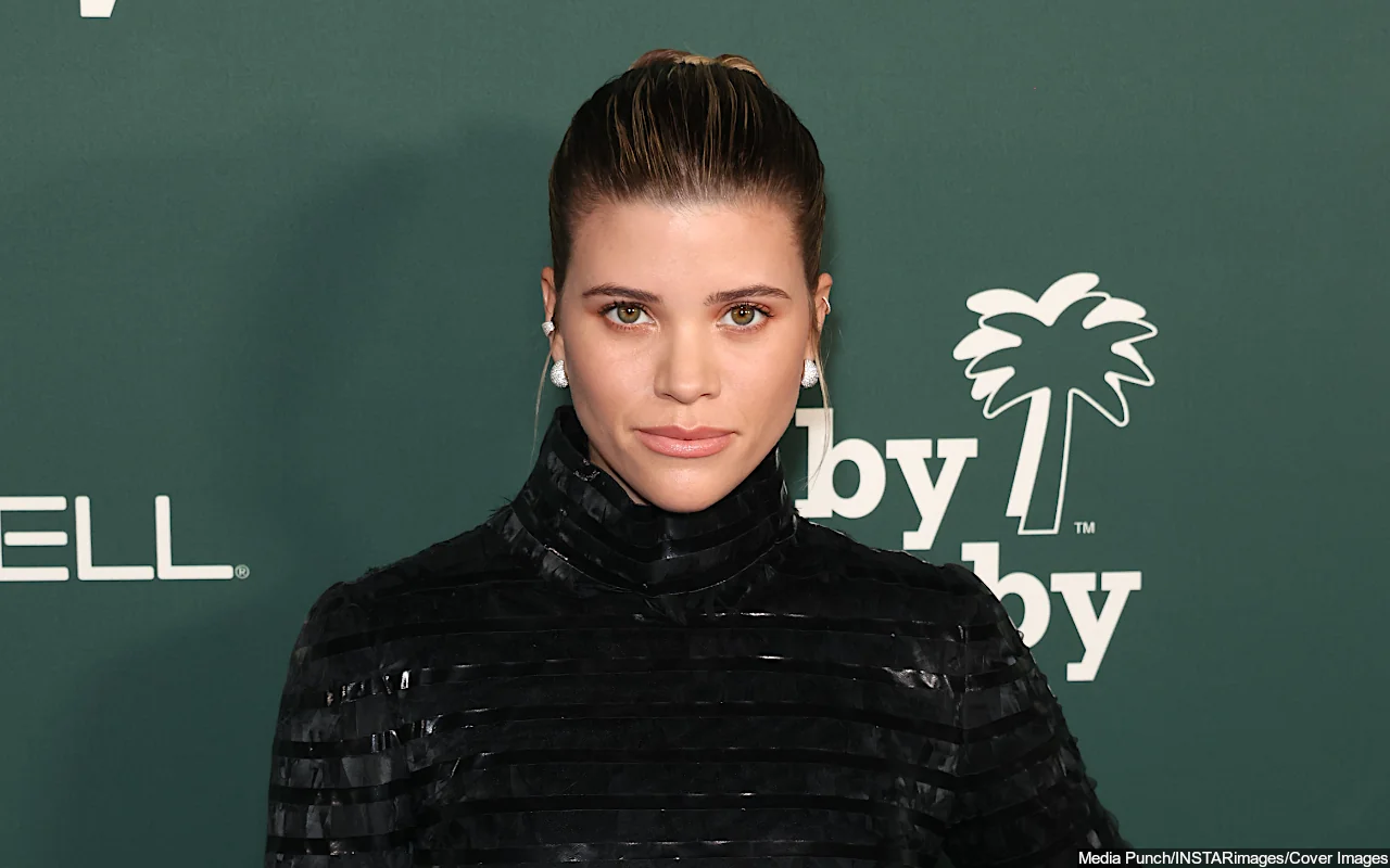 Pregnant Sofia Richie's 'Doing Everything' to Prevent Stretch Marks
