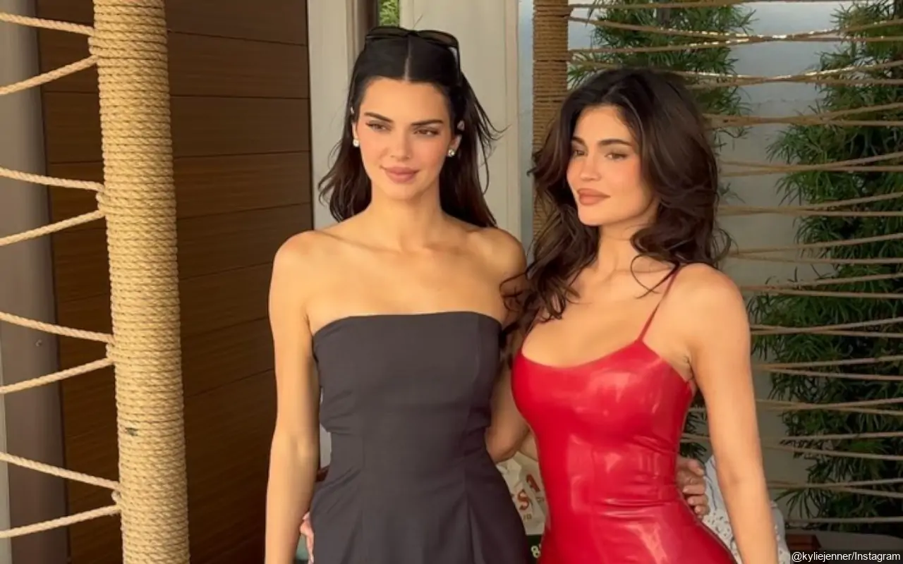 Kylie and Kendall Jenner Serve as Bartenders at Las Vegas Bar 