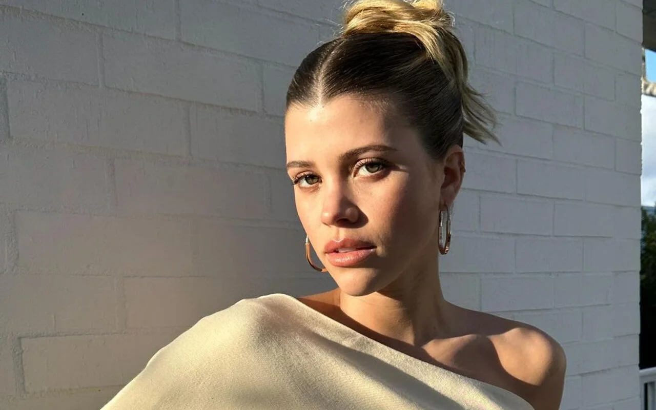 Sofia Richie Gives Birth to Her First Child, Gushes 'The Best Day of My Life'
