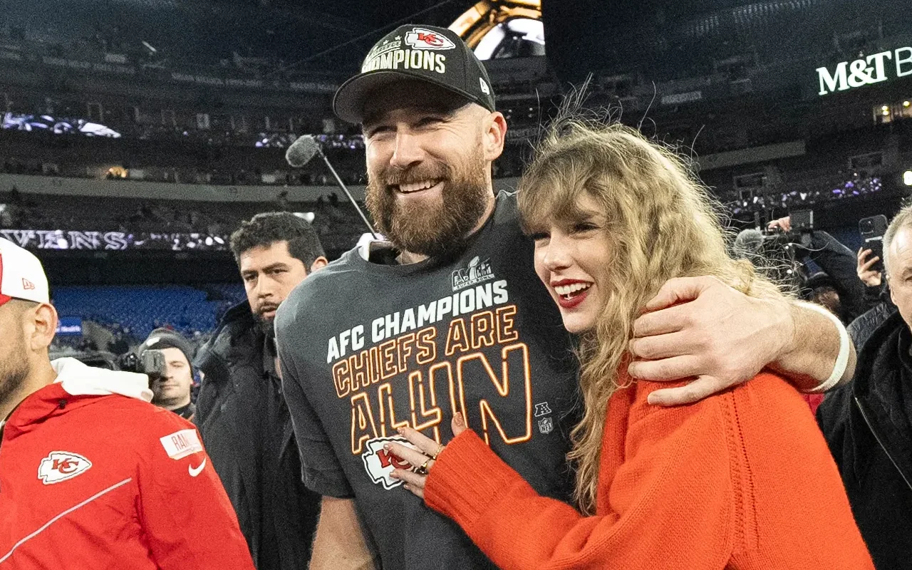 Travis Kelce Grilled by Jason Sudeikis About Potential Wedding With ...