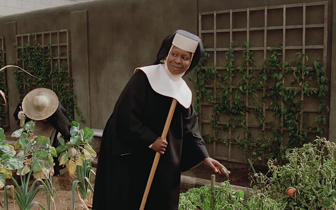 Whoopi Goldberg Brought to Tears During Emotional 'Sister Act 2' Reunion