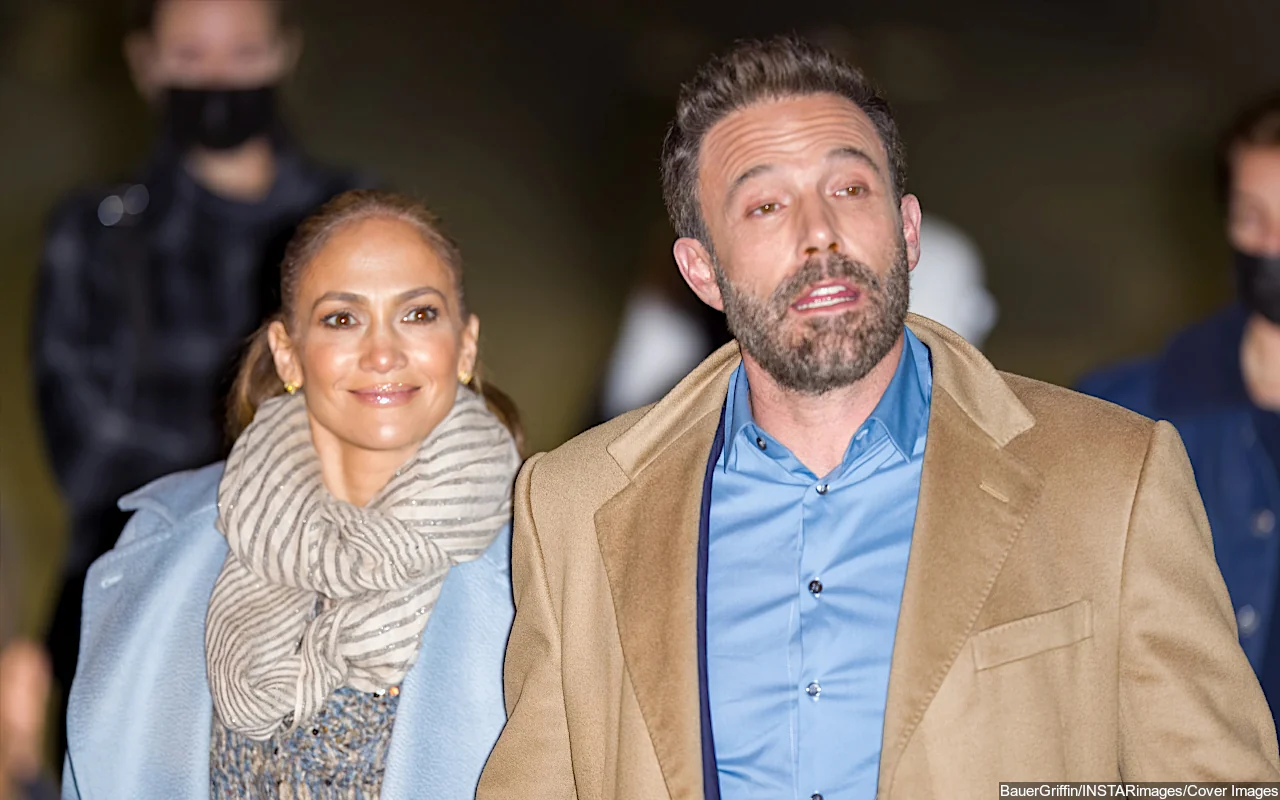 Jennifer Lopez and Ben Affleck's Marital Home Put Up on Realtor Websites Amid Split Rumors