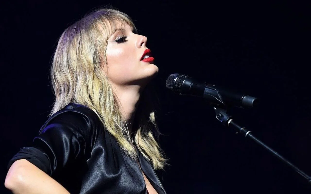 Taylor Swift Leans into Her Reputation, Performs Diss Tracks After Scooter Braun's Retirement