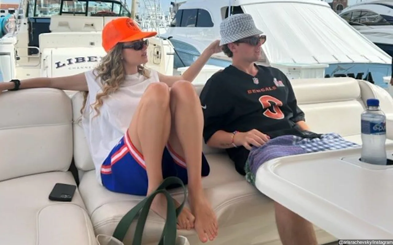 Heidi Klum's Daughter Leni Can't Keep Hands Off BF Aris Rachevsky on Family Vacation