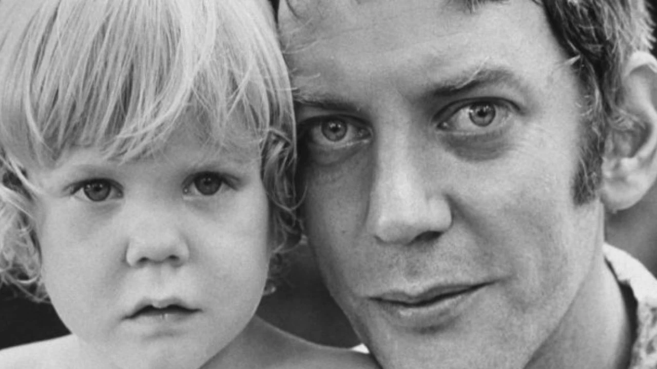 Kiefer Sutherland Mourns Death of Father Donald Sutherland After He Passed Away at 88