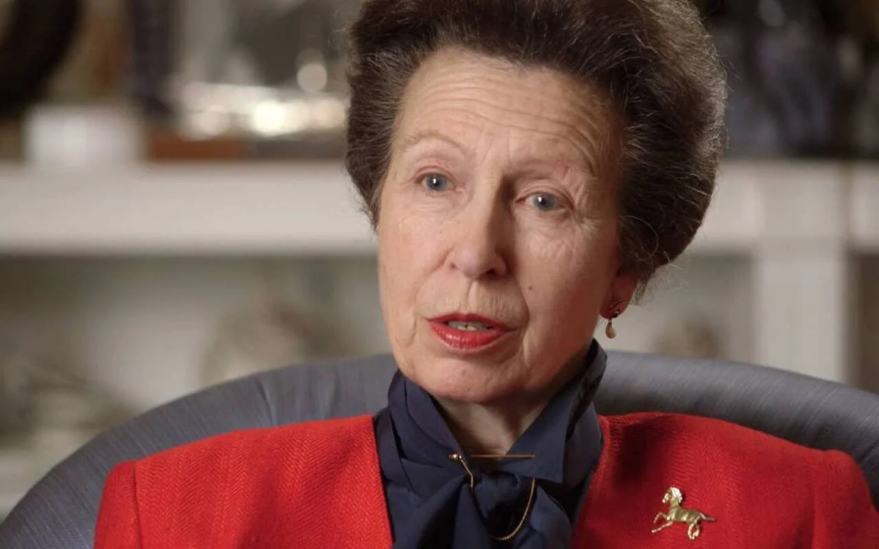 Princess Anne Hospitalized With Concussion, Suffers Memory Loss After Incident with Horse
