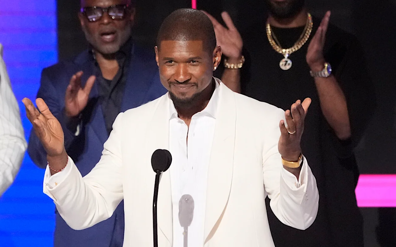 Usher Defends BET Awards Tribute for Him Amid Fans' Disappointment