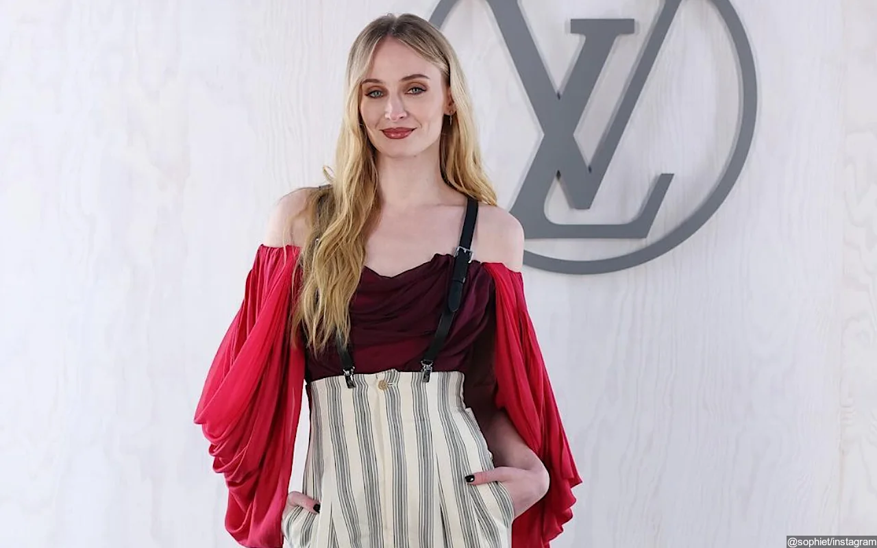 Sophie Turner Jests About Dating in New Ad After Joe Jonas Split