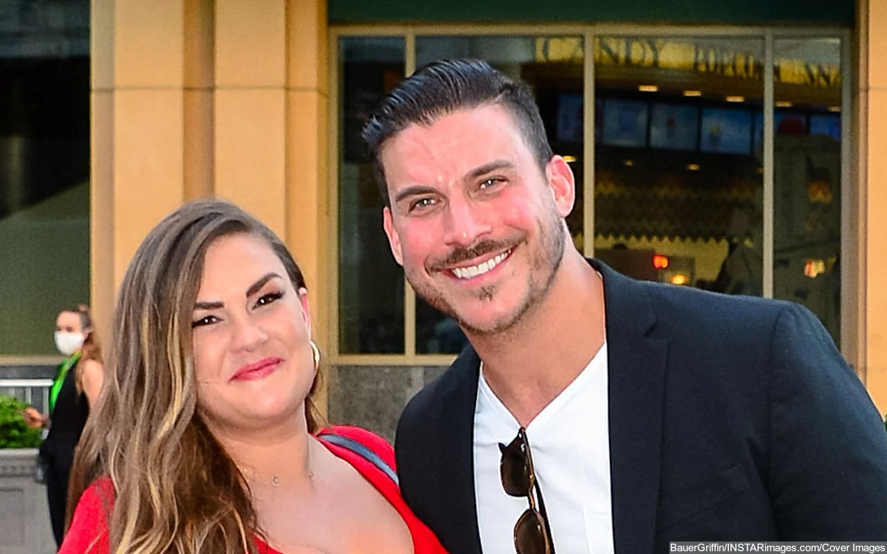 Brittany Cartwright Accuses Estranged Husband Jax Taylor of Lying About ...