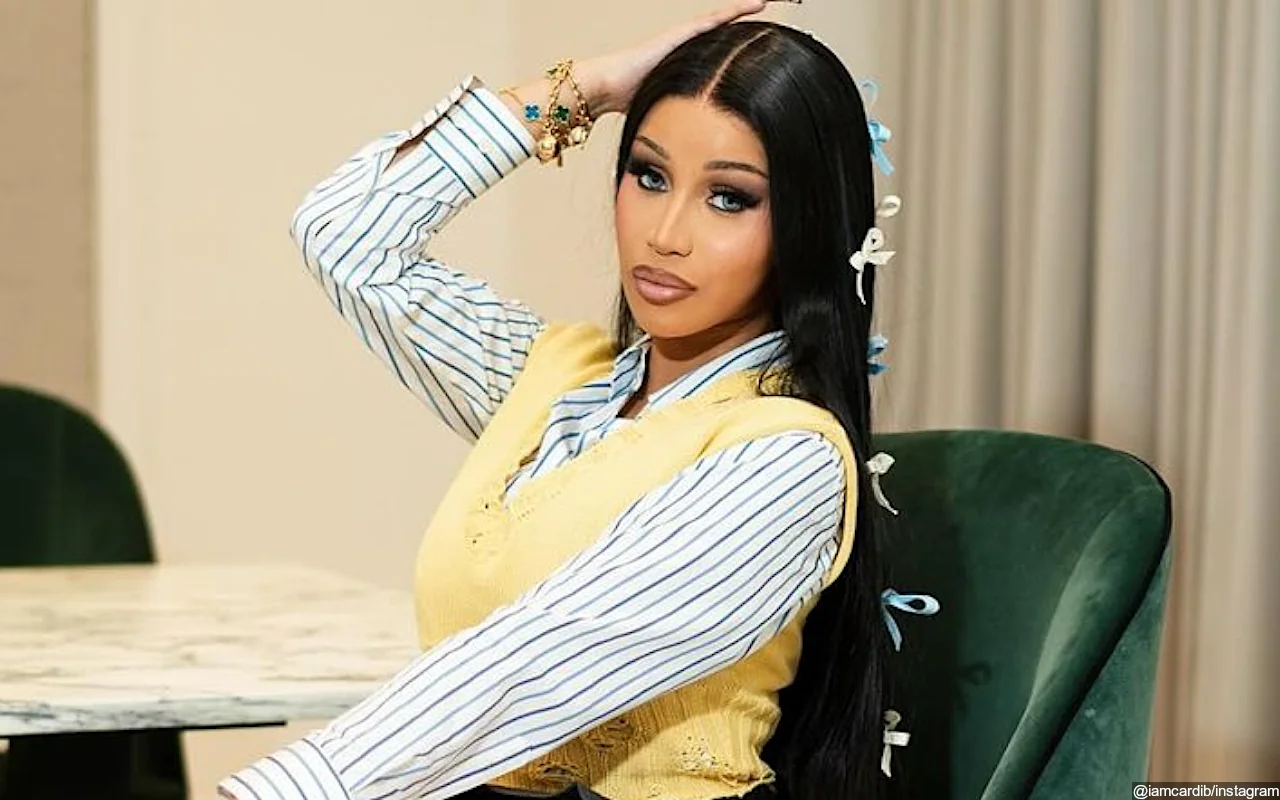 Cardi B Taunts 'Scary Dweeb' for Bringing Back Her Past Drugging and Robbery  Confession