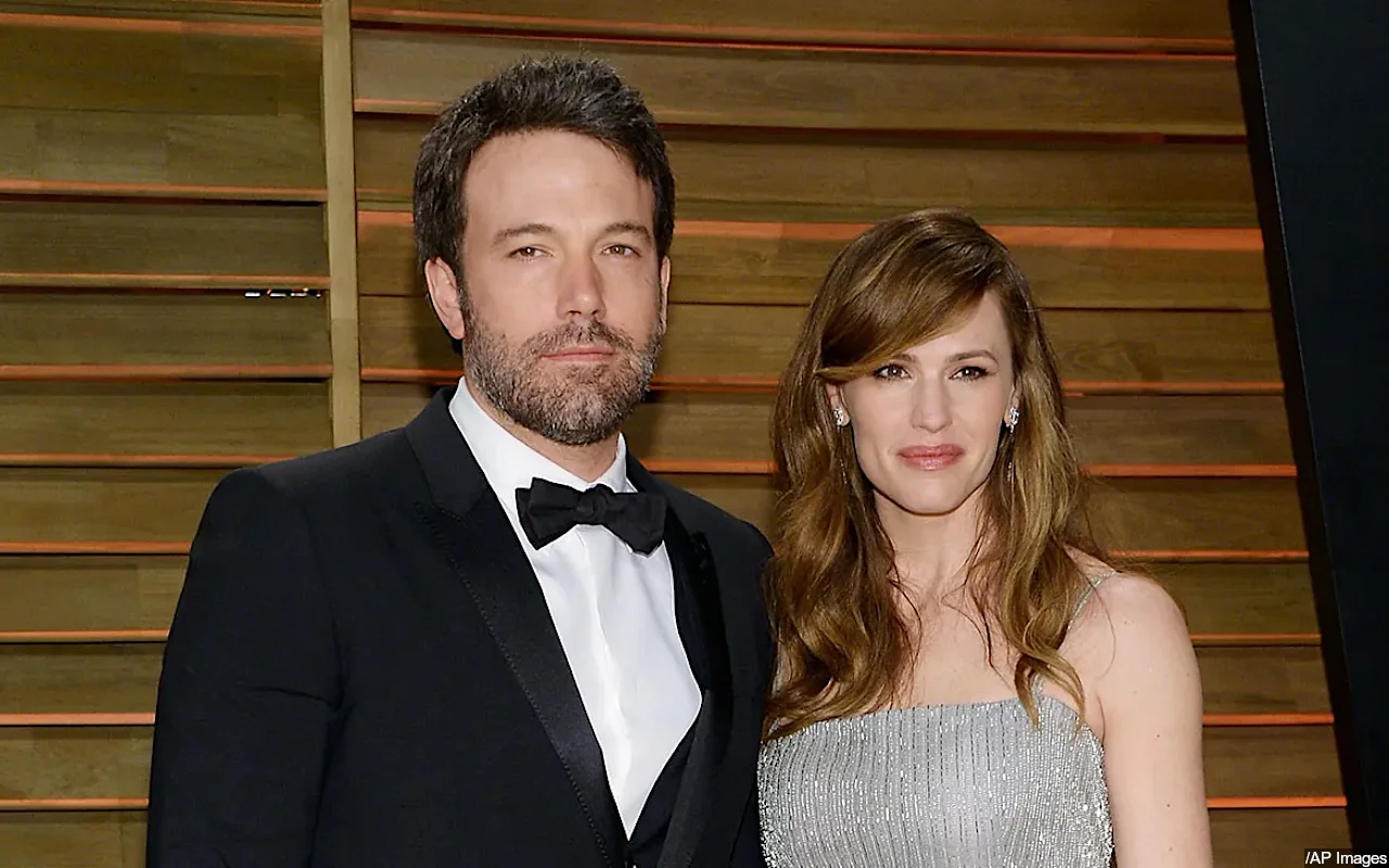 Jennifer Garner Checks In on Ben Affleck After Jennifer Lopez and Matt Damon's Intimate Conversation