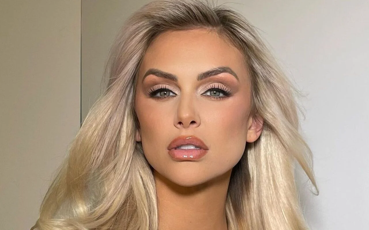 Lala Kent Reveals Newborn Daughter's Face in Adorable New Photos, Weeks ...