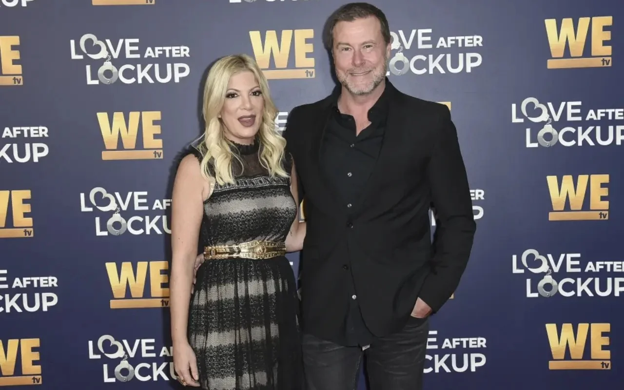 Dean McDermott Calls Ex-Wife Tori Spelling's 'DWTS' Elimination 'Robbery'