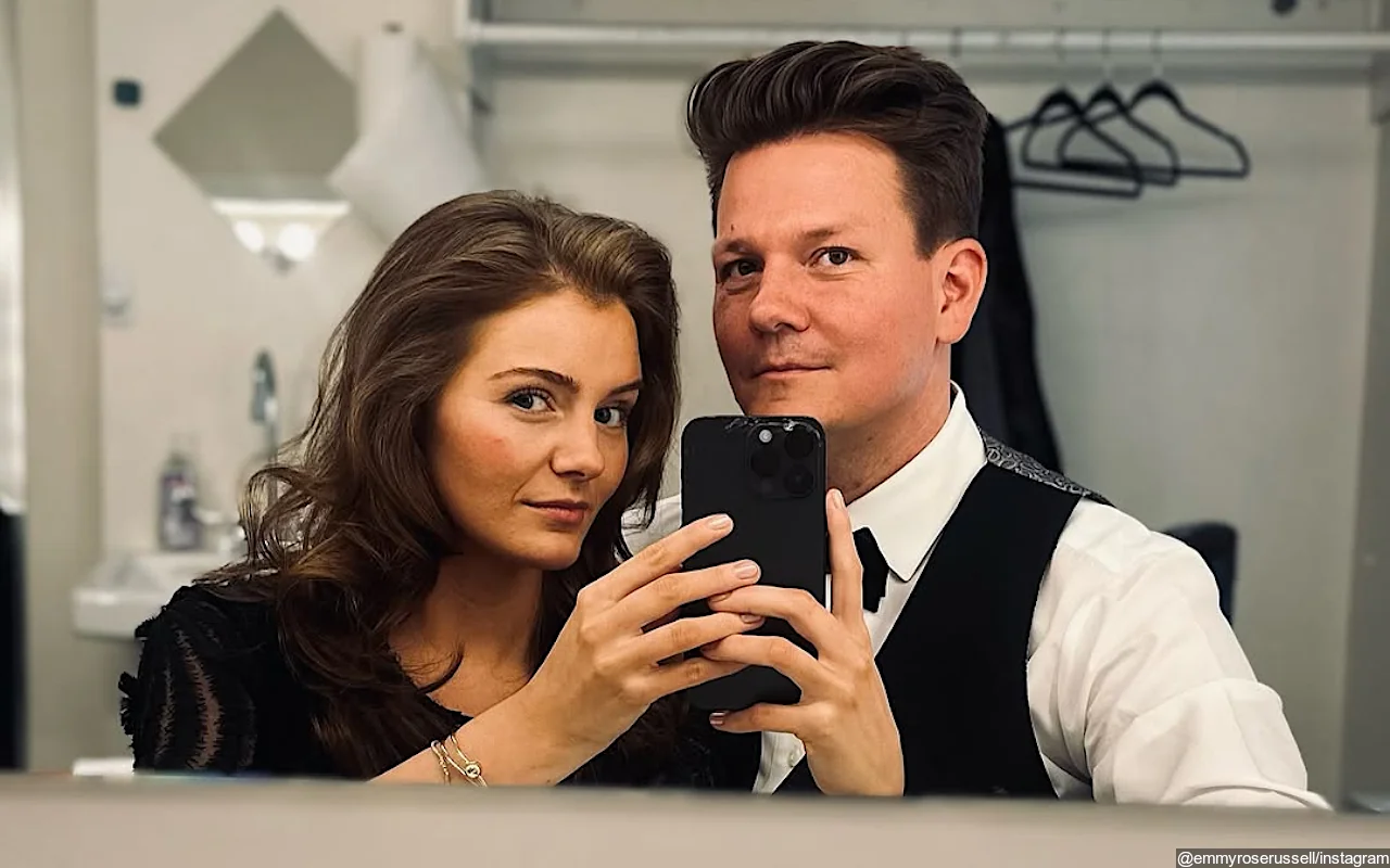 'American Idol' Star Emmy Russell Expecting Baby Girl With Tyler Ward