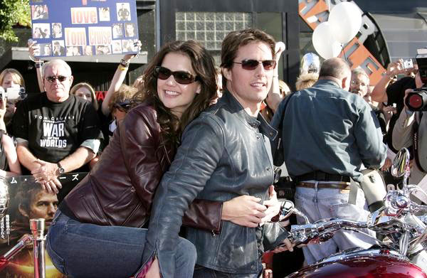 Tom Cruise, Katie Holmes<br>War of the Worlds Fan Screening