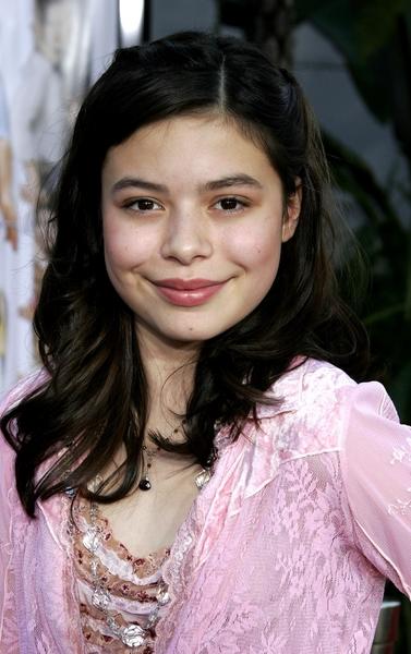 Miranda Cosgrove Picture 1 - Yours, Mine and Ours World ...