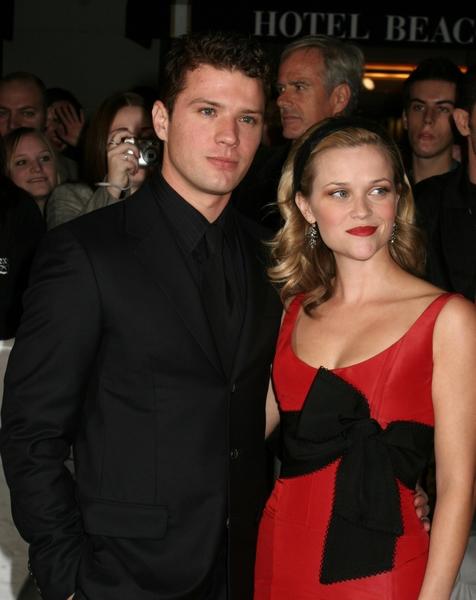 Reese Witherspoon, Ryan Phillippe<br>Walk The Line New York Premiere - Arrivals