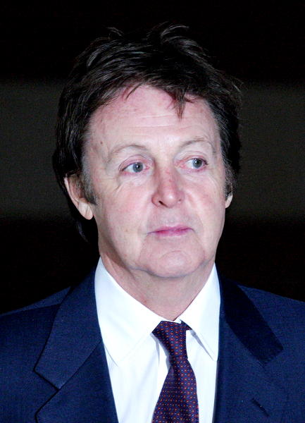 Paul McCartney<br>Sir Paul McCartney and Heather Mills Divorce Hearing - Day 4 - Departures