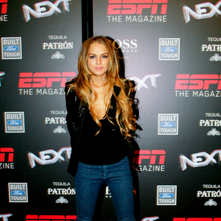 Lindsay Lohan in 2008 NFL - Super Bowl XLIII � ESPN The Magazine�s NEXT Super Bowl Party - January 30, 2009