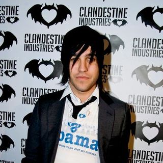 Pete Wentz in Fall Out Boy's Pete Wentz Is Endorsing Senator Obama's Candidacy For Presidency