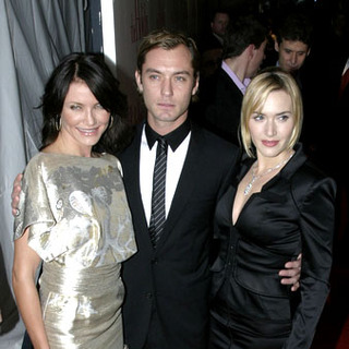 Cameron Diaz, Jude Law, Kate Winslet in The Holiday New York Premiere - Arrivals