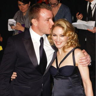 Madonna, Guy Ritchie in 2007 Vanity Fair Oscar Party
