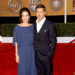 Angelina Jolie, Brad Pitt in 15th Annual Screen Actors Guild Awards - Arrivals