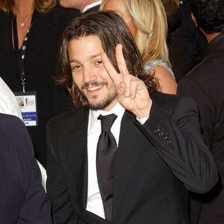 Diego Luna in 15th Annual Screen Actors Guild Awards - Arrivals