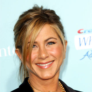 Jennifer Aniston in "He's Just Not That Into You" World Premiere - Arrivals