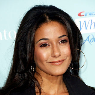 Emmanuelle Chriqui in "He's Just Not That Into You" World Premiere - Arrivals