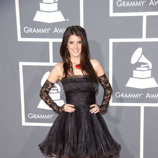 Alana Grace in The 51st Annual GRAMMY Awards - Arrivals