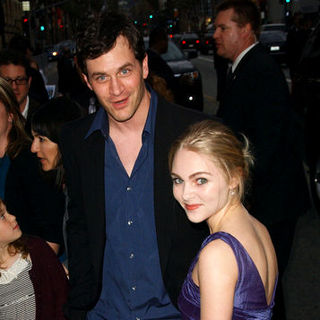 Tom Everett Scott, AnnaSophia Robb in "Race to Witch Mountain" Los Angeles Premiere - Arrivals
