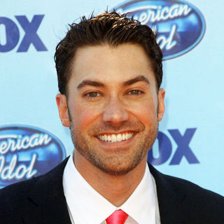 Ace Young in 2009 American Idol Finale - Arrivals