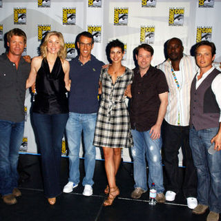Elizabeth Mitchell, Morena Baccarin, Morris Chestnut, Joel Gretsch, Jace Hall, Scott Wolf, Jeffrey Bell in 2009 Comic Con International - Day 3