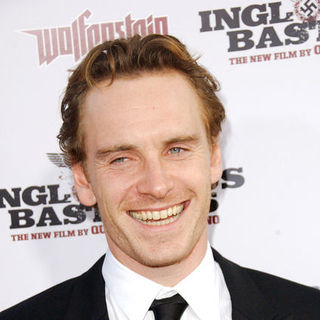 Michael Fassbender in "Inglourious Basterds" Los Angeles Premiere - Arrivals