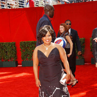 Chandra Wilson in The 61st Annual Primetime Emmy Awards - Arrivals