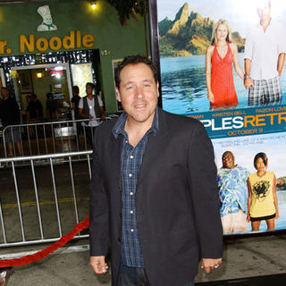 Jon Favreau in "Couples Retreat" Los Angeles Premiere - Arrivals