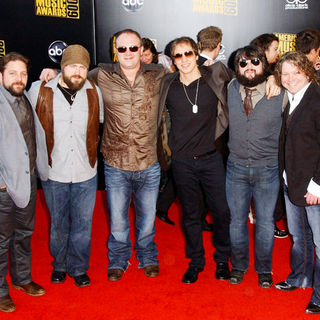 Zac Brown Band in 2009 American Music Awards - Arrivals