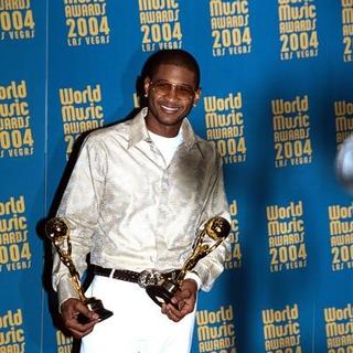 Usher in 2004 World Music Awards - Arrivals