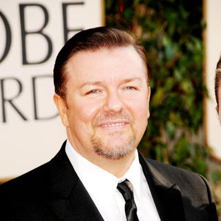 Ricky Gervais in 66th Annual Golden Globes - Arrivals