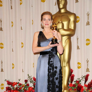 Kate Winslet in 81st Annual Academy Awards - Press Room