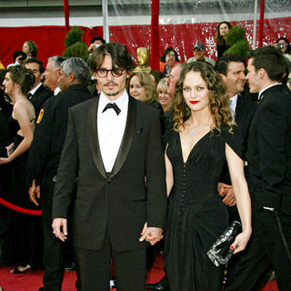 Johnny Depp, Vanessa Paradis in 80th Annual Academy Awards - Arrivals