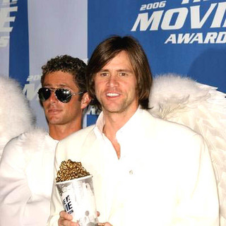 Jim Carrey in 2006 MTV Movie Awards - Press Room