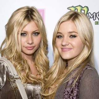 Aly & AJ in Aaron and Angel Carter's Birthday Party