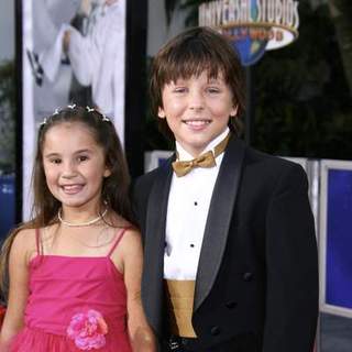 Shelby Adamowsky, Cole Morgen in I Now Pronounce You Chuck And Larry World Premiere presented by Universal Pictures