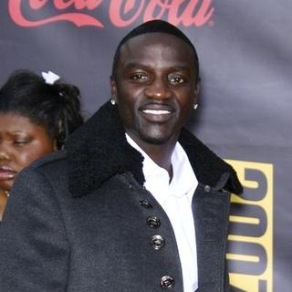 Akon in 2007 American Music Awards - Red Carpet